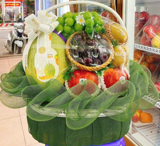 Giỏ hoa quả nhập khẩu