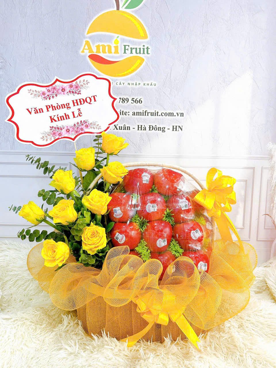 giỏ hoa quả nhập khẩu